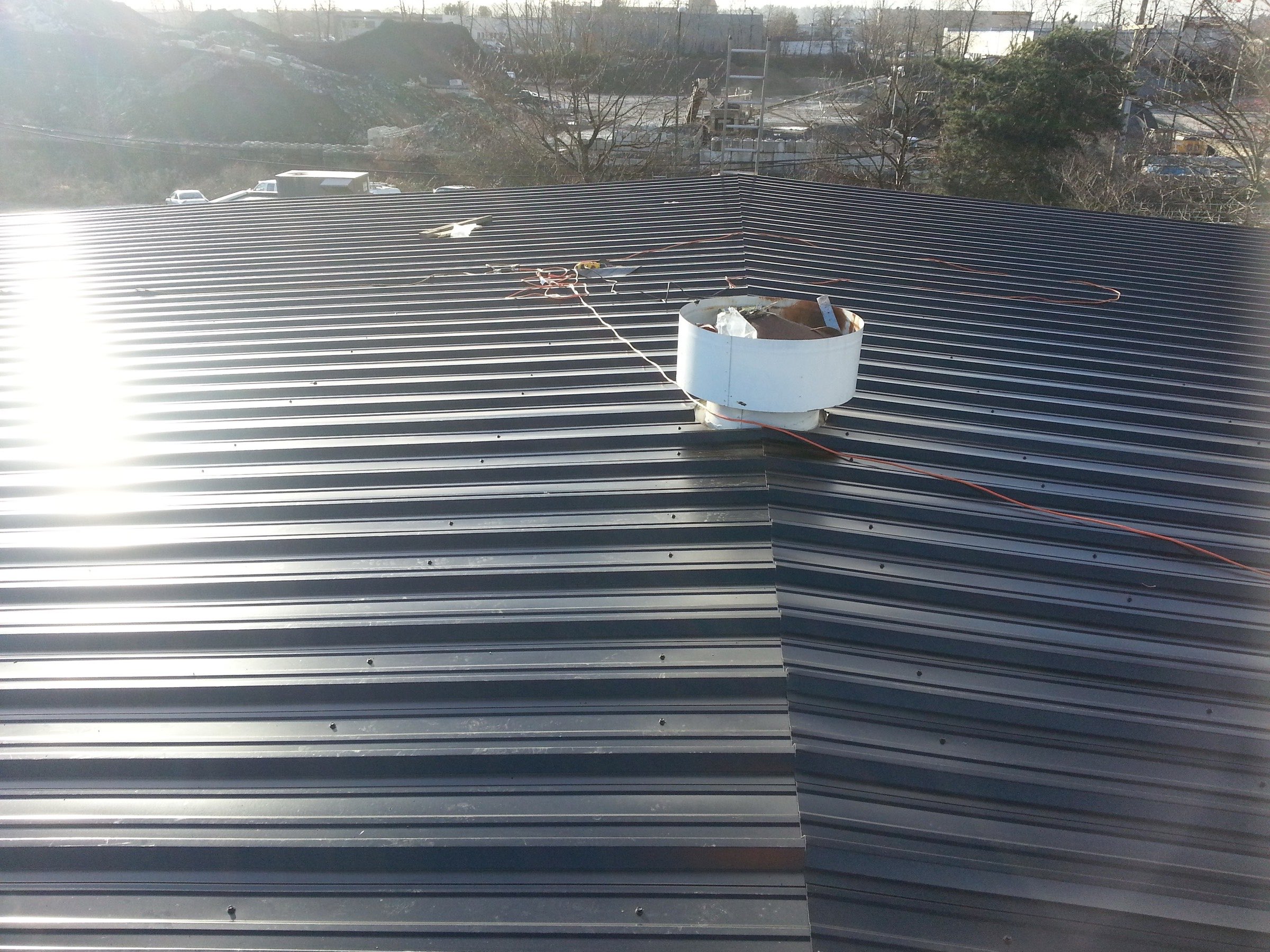 Standing seam metal roof
